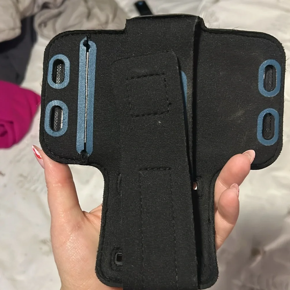 Tribe Black Exercise phone & Keys Holder Arm Cuff